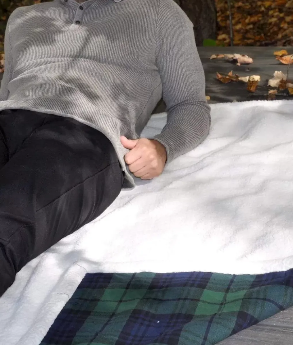 Outlet Nayked Apparel Sherpa Flannel Blanket